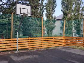  MOB 024 Ohrazení sportovního hřiště
